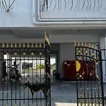 V Inn Service Apartments